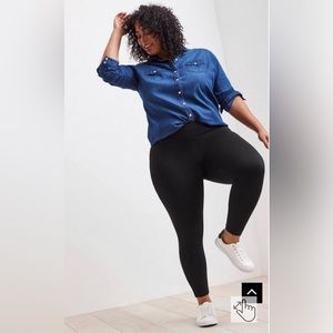 Torrid Studio luxe black ponte pant size 3